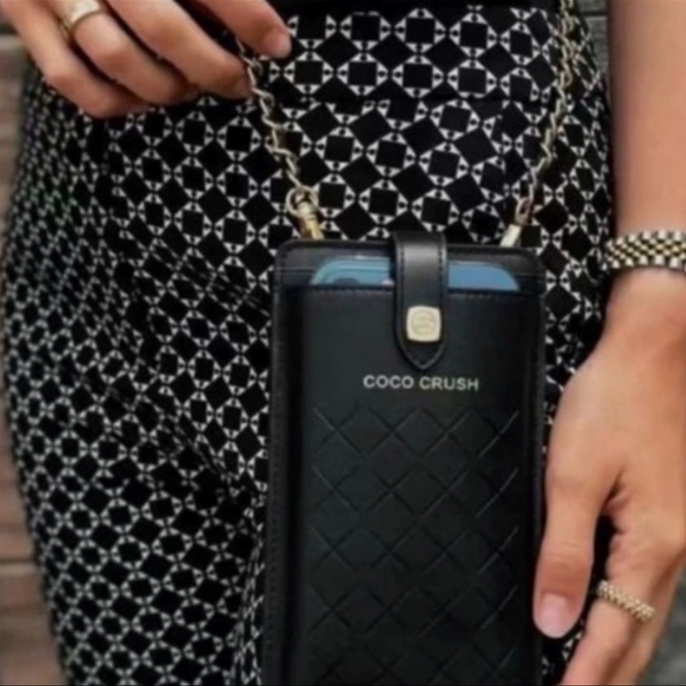 CHANEL COCO CRUSH BLACK SMARTPHONE CROSSBODY BAG AND CARD CASE NEW WITH TAGS